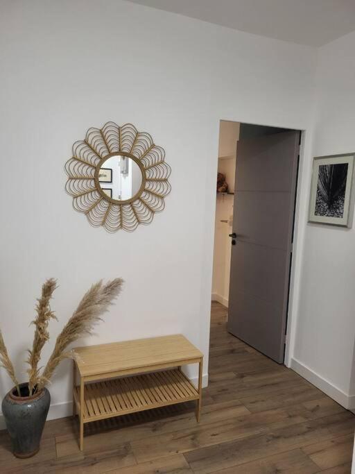 O Bon'Endroit - Appartement Confort - Centre Ville Вьен Экстерьер фото