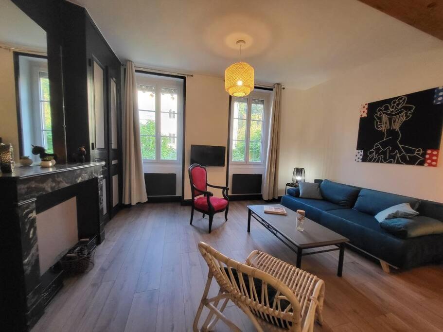 O Bon'Endroit - Appartement Confort - Centre Ville Вьен Экстерьер фото